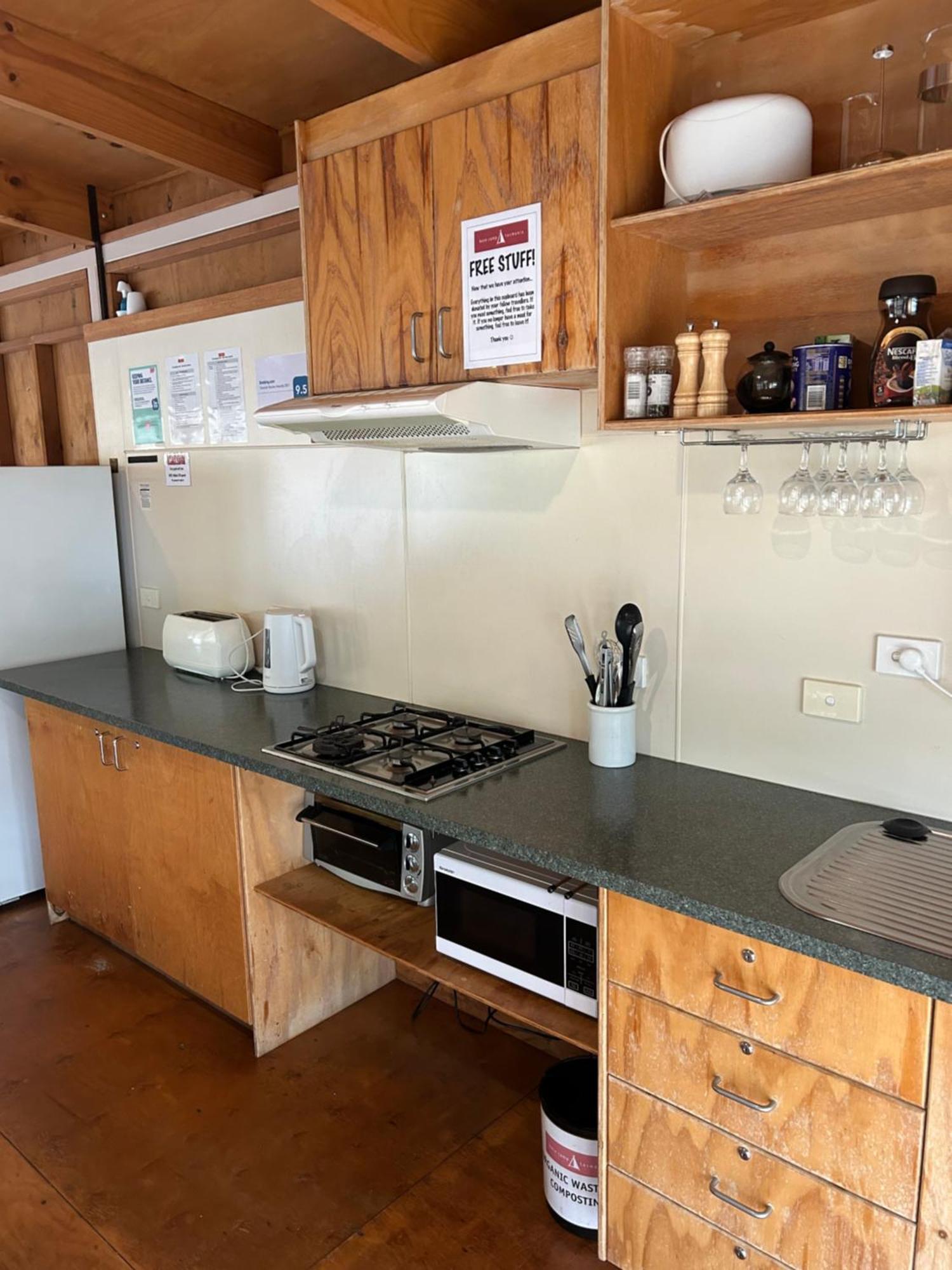 Base Camp Tasmania Ξενοδοχείο New Norfolk Εξωτερικό φωτογραφία
