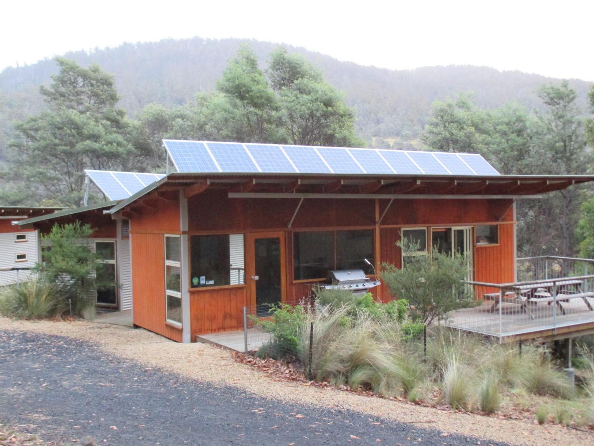 Base Camp Tasmania Ξενοδοχείο New Norfolk Εξωτερικό φωτογραφία
